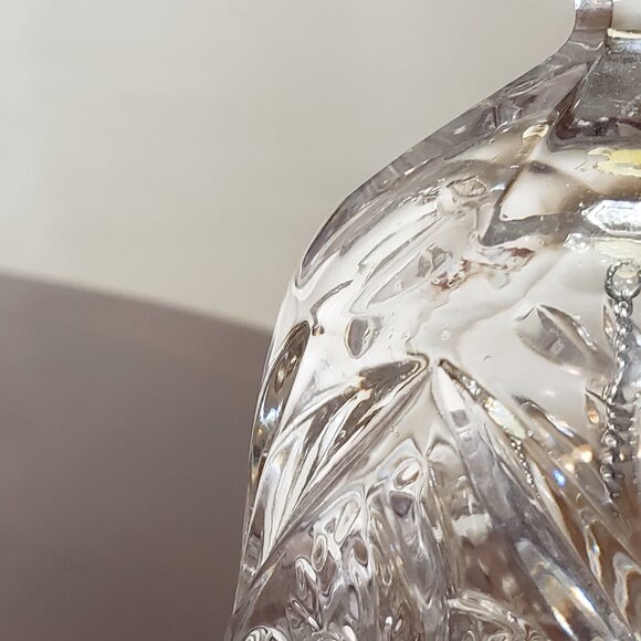 Etched Strawberries Clear Cut Glass Bell Shaped Candle Snuffer 7"1/4 - Picture 4 of 8